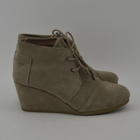 Women’s Taupe Suede Wedge Booties Lace-Up Ankle Boots Size 8 - Picture 5 of 11